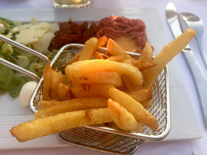 Friteuză cu aer cald 2