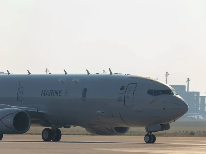 Două avioane