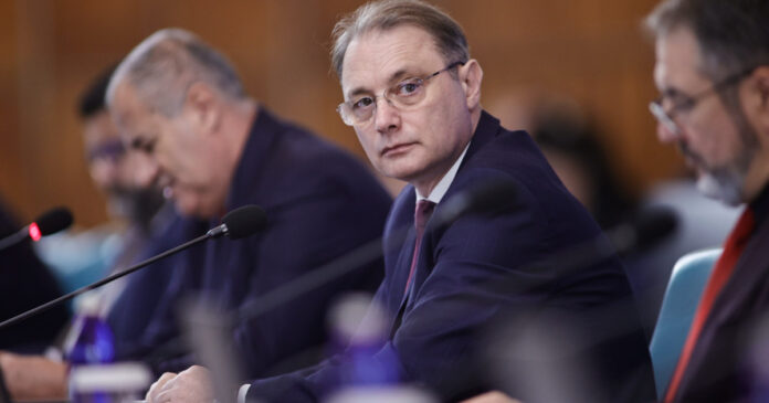 Sondaj Avangarde: 59% dintre români vor cheltuieli de stat mai mici pentru reducerea deficitului